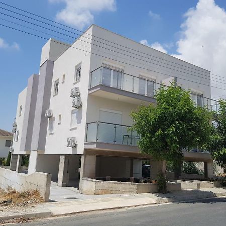 Paphos Apartments Bagian luar foto