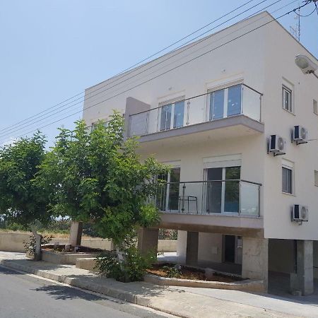 Paphos Apartments Bagian luar foto