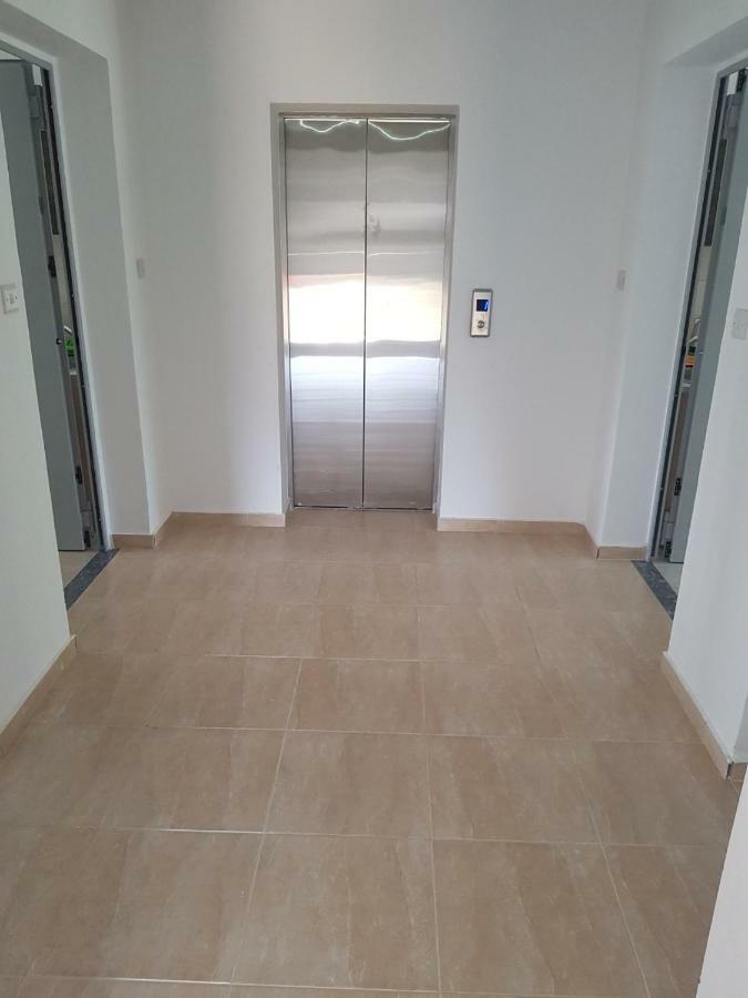 Paphos Apartments Bagian luar foto